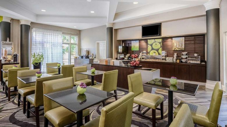 <b>La Quinta Inn & Suites Broadway Area Other</b>. Images powered by <a href="https://iceportal.shijigroup.com/" title="IcePortal" target="_blank">IcePortal</a>.