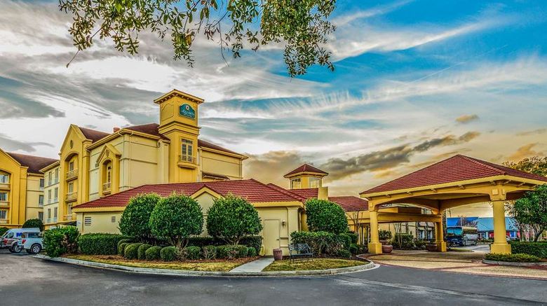 La Quinta Inn  and  Suites Broadway Area Exterior. Images powered by <a href="https://iceportal.shijigroup.com" target="_blank" rel="noopener">Ice Portal</a>.