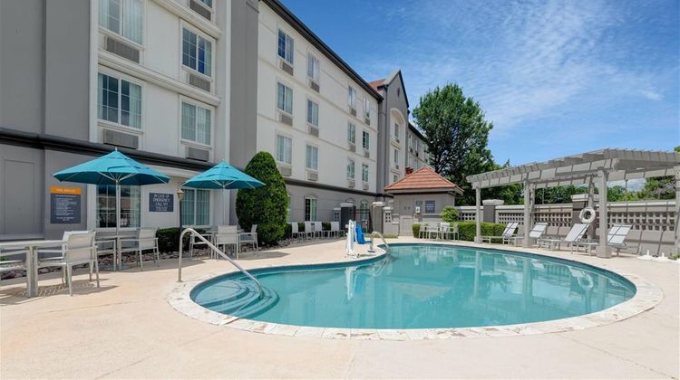 La Quinta Inn & Suites Sherman Pool