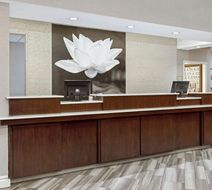 La Quinta Inn & Suites Hoover Lobby