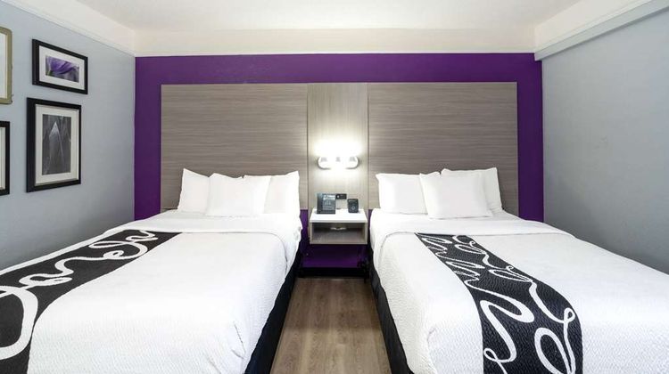 La Quinta Inn & Suites Hoover Room