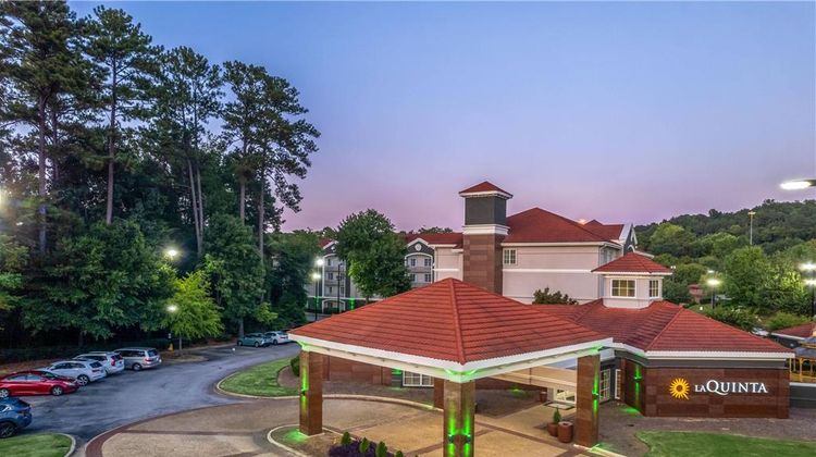 La Quinta Inn & Suites Hoover Exterior
