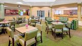 La Quinta Inn & Suites Airport Lobby
