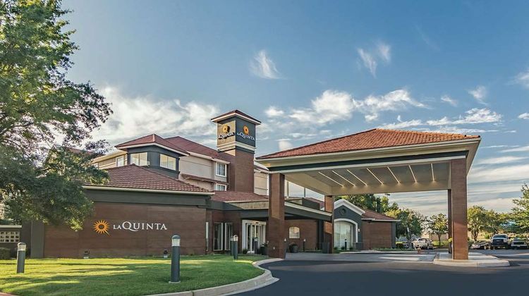 La Quinta Inn & Stes Alexandria Exterior