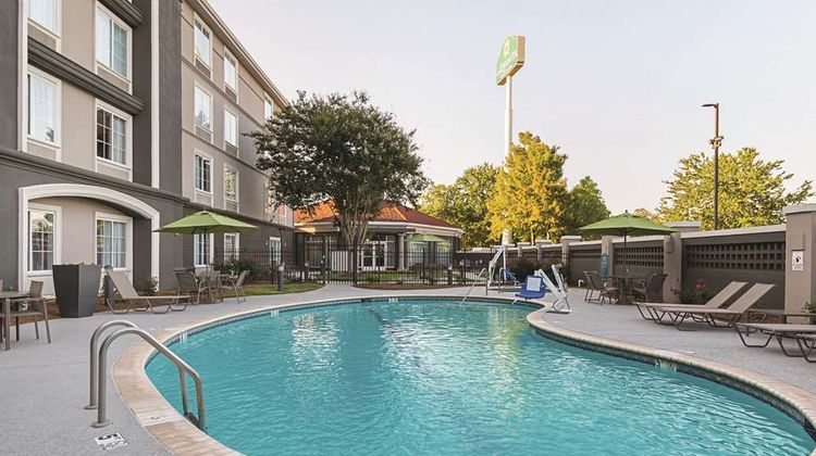 La Quinta Inn & Stes Alexandria Pool