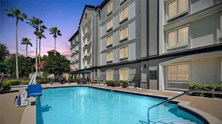 La Quinta Inn & Stes Tampa Brandon Pool