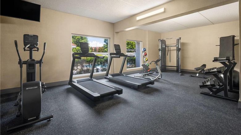 <b>La Quinta Inn & Suites Raleigh Cary Health</b>. Images powered by <a href="https://iceportal.shijigroup.com/" title="IcePortal" target="_blank">IcePortal</a>.