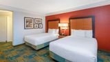La Quinta Inn & Suites Butler Blvd Room