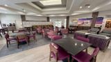 La Quinta Inn & Suites Butler Blvd Lobby