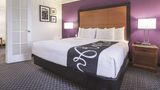 <b>La Quinta Inn & Stes Phoenix Mesa West Suite</b>. Images powered by <a href="https://iceportal.shijigroup.com/" title="IcePortal" target="_blank">IcePortal</a>.