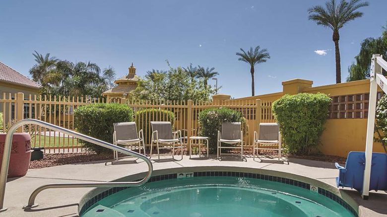 <b>La Quinta Inn & Stes Phoenix Mesa West Pool</b>. Images powered by <a href="https://iceportal.shijigroup.com/" title="IcePortal" target="_blank">IcePortal</a>.