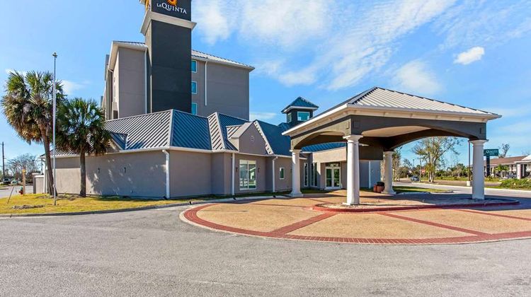 La Quinta Inn & Suites Panama City Exterior