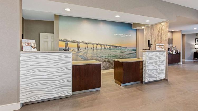 La Quinta Inn & Suites Panama City Lobby