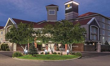 La Quinta Inn & Suites Denver Airport