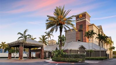 La Quinta Inn & Suites Miami Arpt West