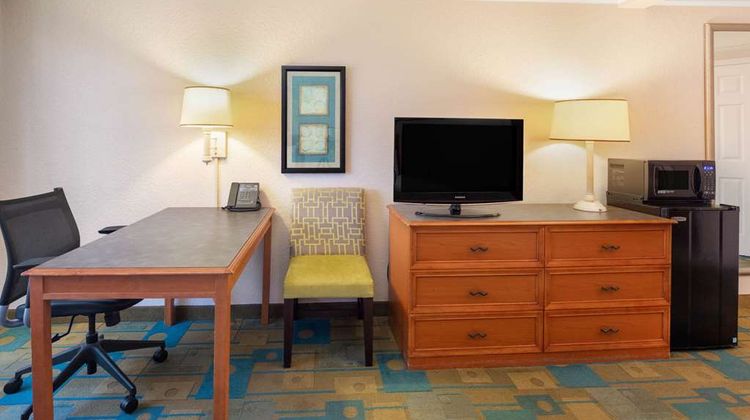La Quinta Inn & Stes Ft Lauderdale Room