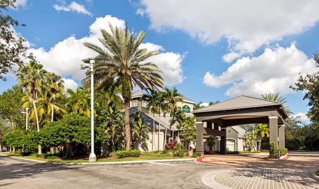 La Quinta Inn & Stes Ft Lauderdale Exterior