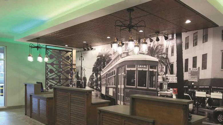<b>La Quinta Inn-Stes New Orleans Downtown Lobby</b>. Images powered by <a href="https://iceportal.shijigroup.com/" title="IcePortal" target="_blank">IcePortal</a>.