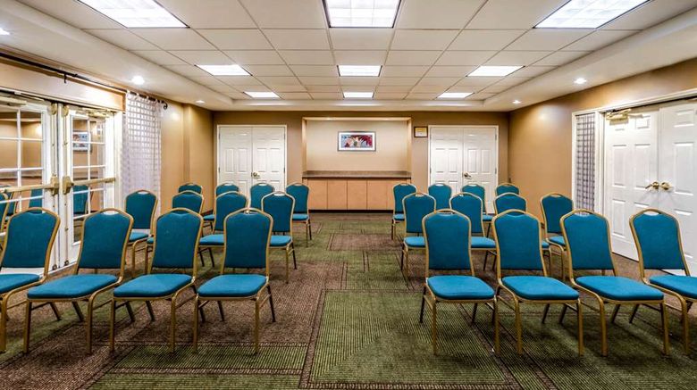 <b>La Quinta Inn & Stes Phoenix West Peoria Meeting</b>. Images powered by <a href="https://iceportal.shijigroup.com/" title="IcePortal" target="_blank">IcePortal</a>.