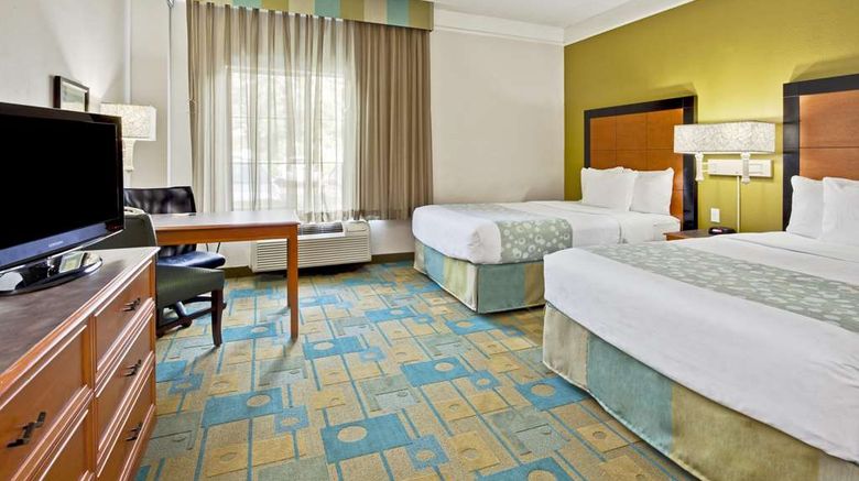 <b>La Quinta Inn & Stes Ft. Lauderdale Arpt Room</b>. Images powered by <a href="https://iceportal.shijigroup.com/" title="IcePortal" target="_blank">IcePortal</a>.