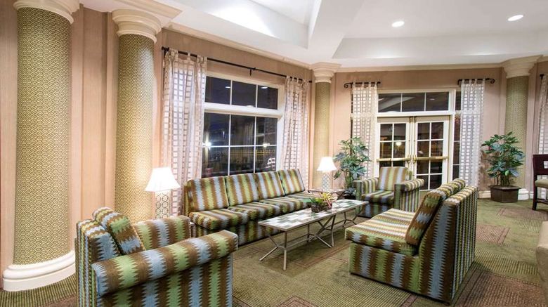 <b>La Quinta Inn & Stes Denver SW Lakewood Lobby</b>. Images powered by <a href="https://iceportal.shijigroup.com/" title="IcePortal" target="_blank">IcePortal</a>.