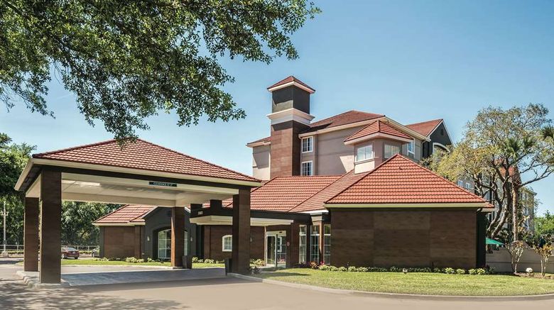 <b>La Quinta Inn & Stes Orlando Lake Mary Exterior</b>. Images powered by <a href="https://iceportal.shijigroup.com/" title="IcePortal" target="_blank">IcePortal</a>.