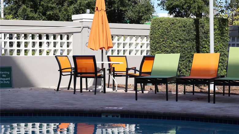<b>La Quinta Inn & Suites Ocala Pool</b>. Images powered by <a href="https://iceportal.shijigroup.com/" title="IcePortal" target="_blank">IcePortal</a>.