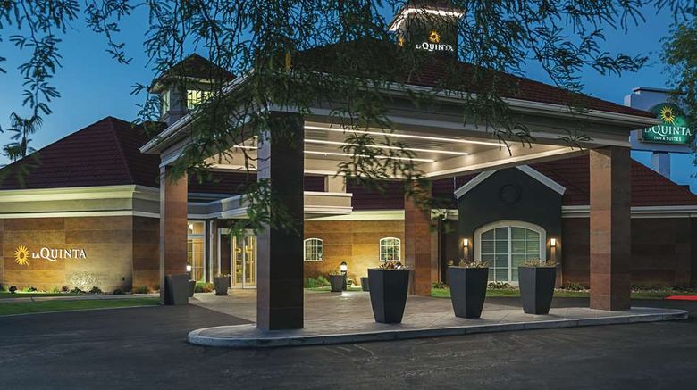 <b>La Quinta Inn & Stes Phoenix Chandler Exterior</b>. Images powered by <a href="https://iceportal.shijigroup.com/" title="IcePortal" target="_blank">IcePortal</a>.