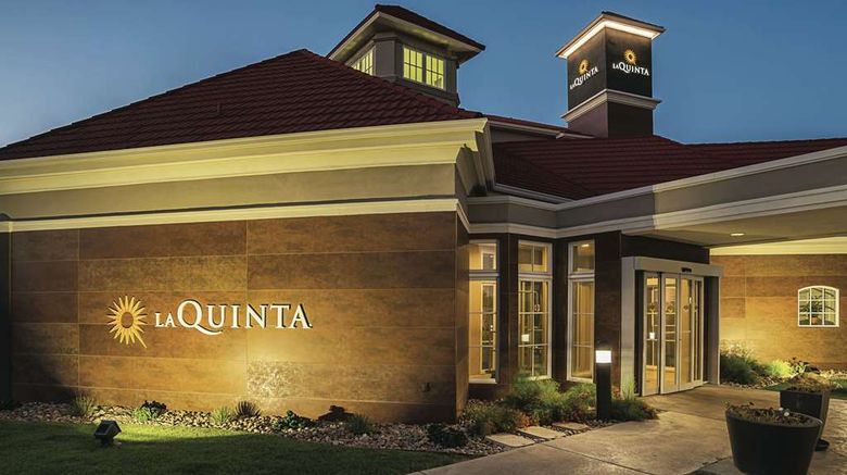<b>La Quinta Inn & Stes Phoenix Chandler Exterior</b>. Images powered by <a href="https://iceportal.shijigroup.com/" title="IcePortal" target="_blank">IcePortal</a>.