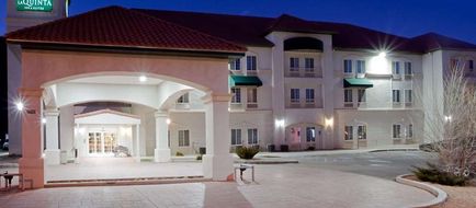 La Quinta Inn & Suites Ruidoso Downs Exterior