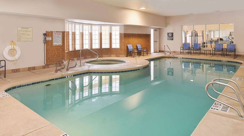 <b>La Quinta Inn & Suites Ruidoso Downs Pool</b>. Images powered by <a href="https://iceportal.shijigroup.com/" title="IcePortal" target="_blank">IcePortal</a>.