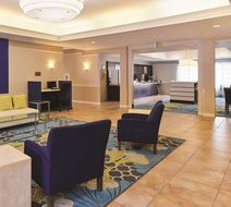 La Quinta Inn & Suites Ruidoso Downs Lobby