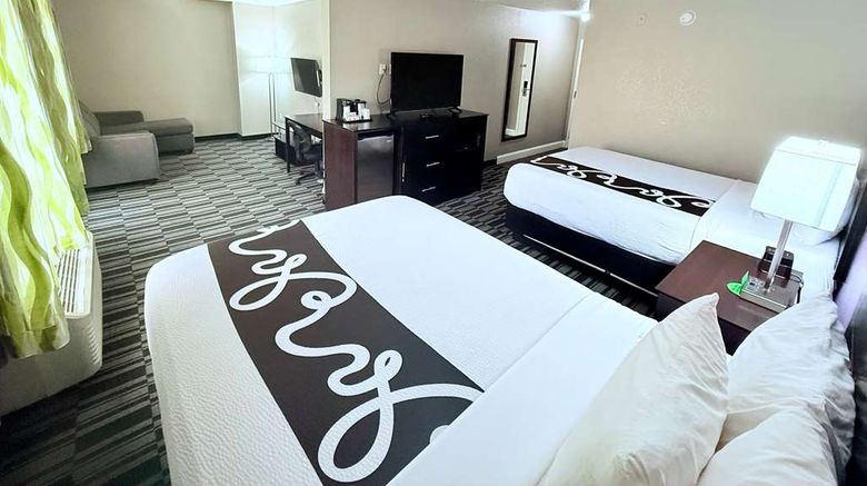 <b>La Quinta Inn Orlando Universal Room</b>. Images powered by <a href="https://iceportal.shijigroup.com/" title="IcePortal" target="_blank">IcePortal</a>.