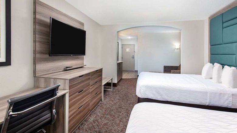 <b>La Quinta Inn Pigeon Forge Room</b>. Images powered by <a href="https://iceportal.shijigroup.com/" title="IcePortal" target="_blank">IcePortal</a>.