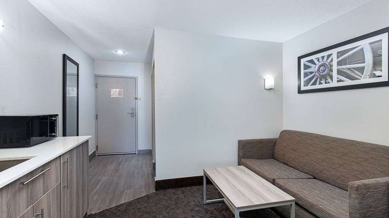 <b>La Quinta Inn Pigeon Forge Room</b>. Images powered by <a href="https://iceportal.shijigroup.com/" title="IcePortal" target="_blank">IcePortal</a>.