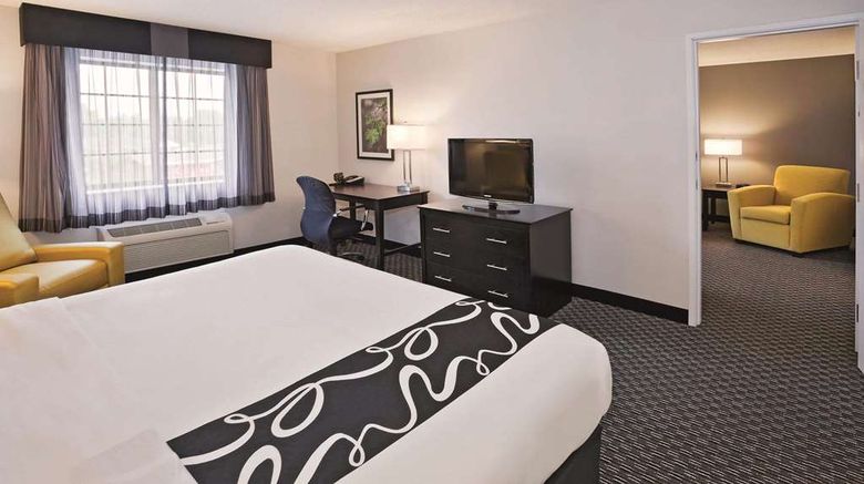 <b>La Quinta Inn Cleveland/Macedonia Suite</b>. Images powered by <a href="https://iceportal.shijigroup.com/" title="IcePortal" target="_blank">IcePortal</a>.