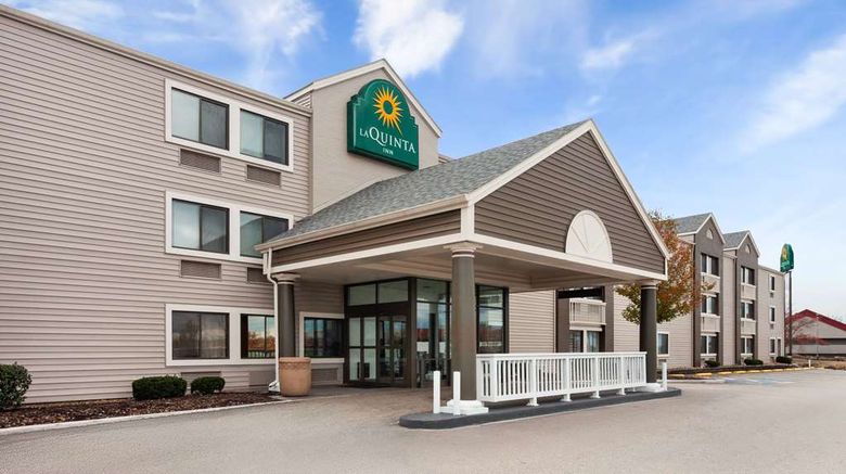 <b>La Quinta Inn Cleveland Independence Exterior</b>. Images powered by <a href="https://iceportal.shijigroup.com/" title="IcePortal" target="_blank">IcePortal</a>.