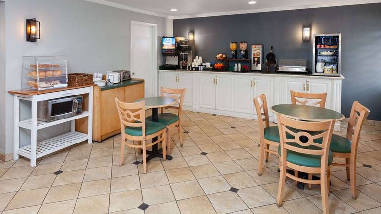 <b>La Quinta Inn Cleveland Independence Other</b>. Images powered by <a href="https://iceportal.shijigroup.com/" title="IcePortal" target="_blank">IcePortal</a>.