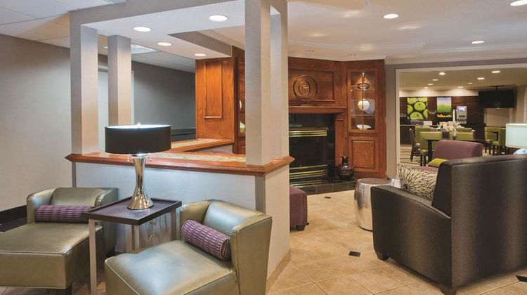 La Quinta Inn Milwaukee/Delafield Lobby