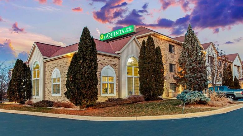 <b>La Quinta Inn Milwaukee/Delafield Exterior</b>. Images powered by <a href="https://iceportal.shijigroup.com/" title="IcePortal" target="_blank">IcePortal</a>.