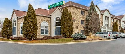 La Quinta Inn Milwaukee/Delafield Exterior