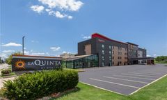 La Quinta Inn & Suites Springdale