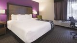 La Quinta Inn Hartford Bradley Airport Room