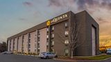 La Quinta Inn Hartford Bradley Airport Exterior