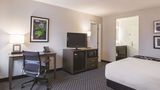 <b>La Quinta Inn Atlanta/Lenox-Buckhead Suite</b>. Images powered by <a href="https://iceportal.shijigroup.com/" title="IcePortal" target="_blank">IcePortal</a>.