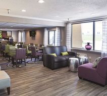 La Quinta Inn/Suites Baton Rouge Siegen Lobby