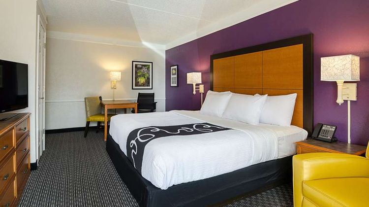 La Quinta Inn/Suites Baton Rouge Siegen Room