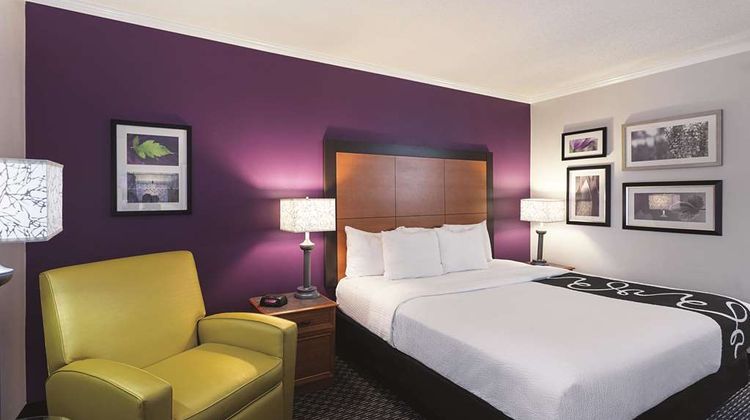 La Quinta Inn/Suites Baton Rouge Siegen Room