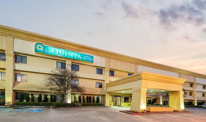La Quinta Inn/Suites Baton Rouge Siegen Exterior