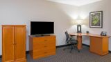 <b>La Quinta Inn/Suites Baton Rouge Siegen Suite</b>. Images powered by <a href="https://iceportal.shijigroup.com/" title="IcePortal" target="_blank">IcePortal</a>.